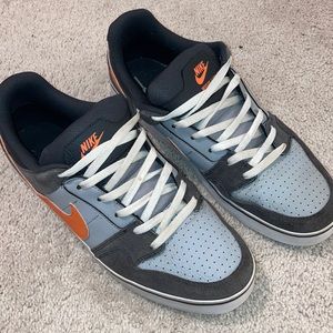 Men’s Nike mogan 2 low se shoes gray/orange
